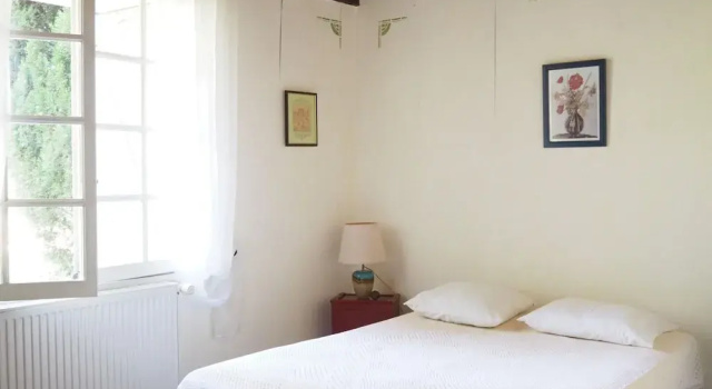 Коттедж Charming Country House With Garden