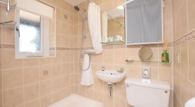 Коттедж Luxurious Cosy 4-bed in the heart of Birmingham