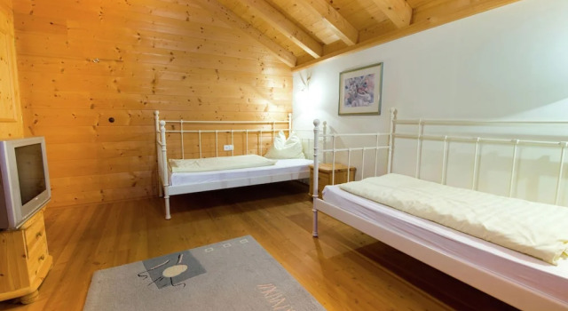 Beautiful Chalet in Niederau With Shared Sauna, Забронировать Шале Отели Тироля 3 звезды, 3*