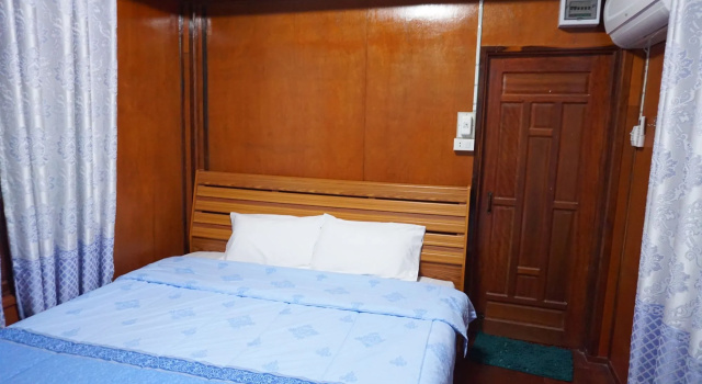 Nam Khong Tara Resort, Varaa Lomakeskus Hotellit North-Eastern Thailand pysäköinnillä, Pysäköinti