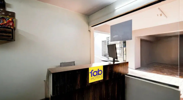 Fabhotel Five Star, Rezerwuj Hotel Hotele w Telangana z parkingiem, Parking