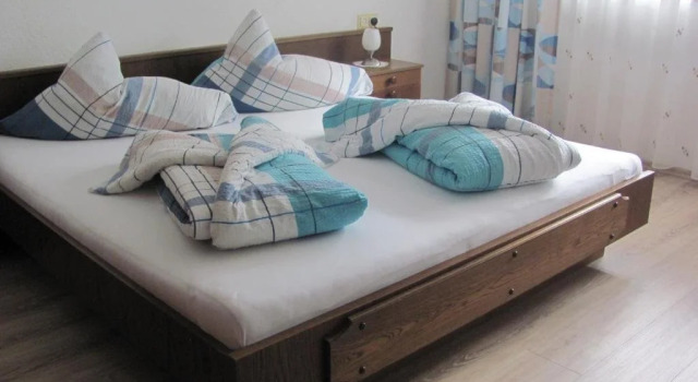 Ferienwohnung Plattner inklusive Sommercard, Book Hotel Jerzens Pitztal