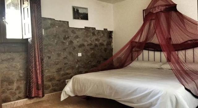 Trisileja en Puente Romano, Buchen Sie Hotel Hotels in Kantabrien mit Parkplatz, Parkplätze