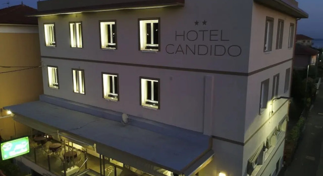 Hotel Candido, Забронировать Отель Отели Диано-Марина с парковкой, Парковка