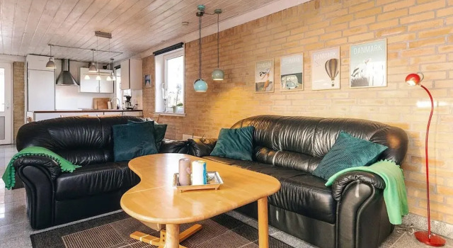 4 Star Holiday Home in Hals, Rezervovat Rekreační dům Hals 