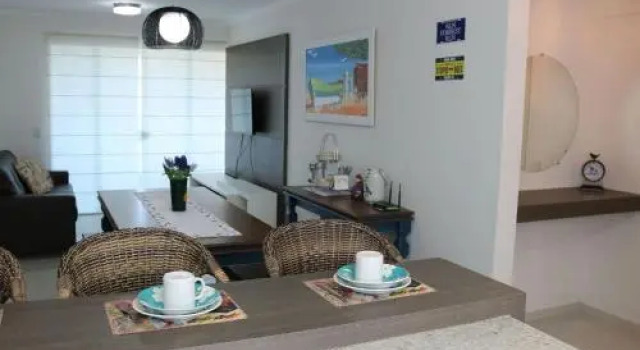 Aluguel De Apartamento 2 Quartos Sendo 1 Suite Com Vista Para O Mar Em Praia Lagoinha, Забронировать Апартаменты/квартира Бомбиньяс Санта-Катарина