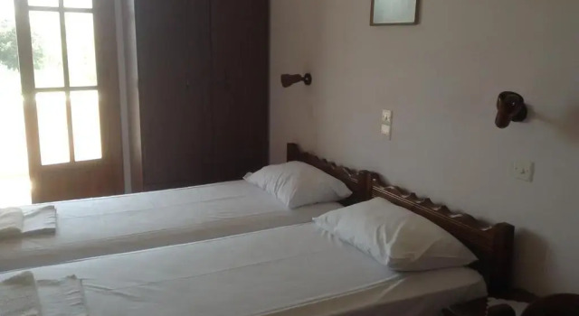 Pension Popi, Prenota Hotel Ambelas Paro