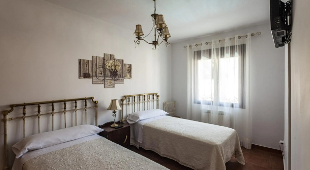 Casa Rural La Fontanita, Забронировать Отель Эль-Реаль-де-Сан-Висенте Toledo Province