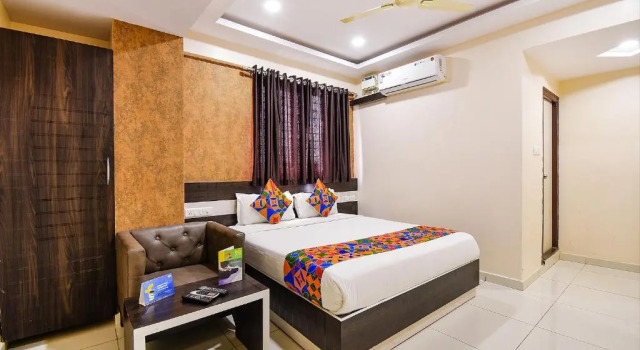 Номер Deluxe FabHotel Rotano Suites - Yelahanka