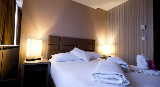Одноместный номер Superior с балконом Hollywood Hotel