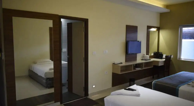 Двухместный номер Deluxe Laya Regency