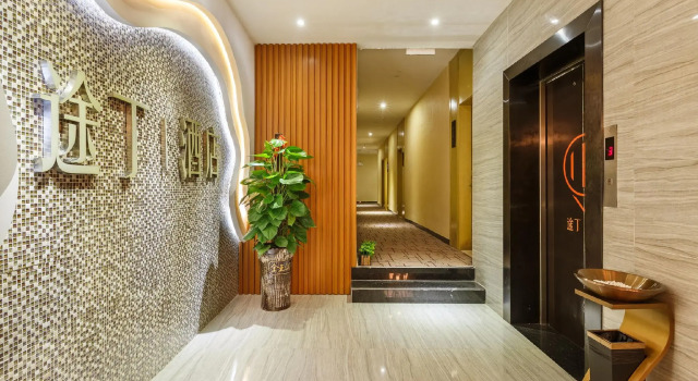 Into Hotel