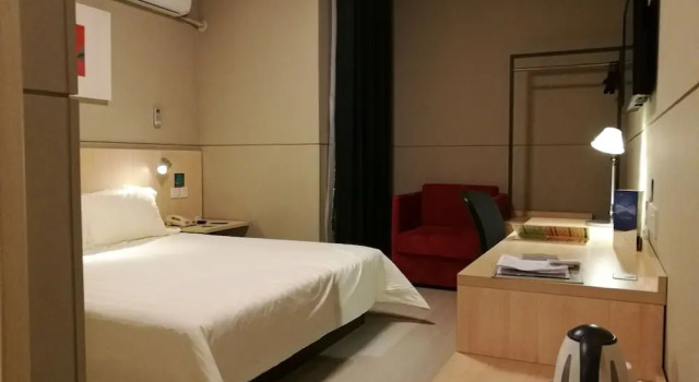Jinjiang Inn Style Taiyuan Da'nanmen, Prenota Hotel Hotel economici a Taiyuan
