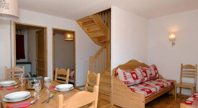 Rustic apartment with dishwasher, located in Valmeinie, Rezervovat Apartmán Valmeinier 