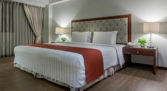 Полулюкс Deluxe CHECK inn Taipei Neihu