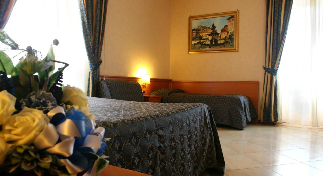 Четырёхместный номер Standard Hotel Orlanda