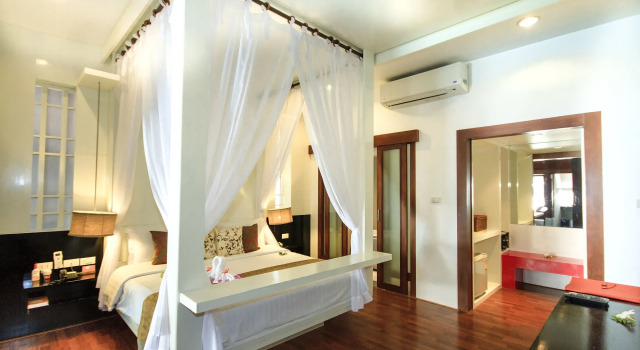 Pao Jin Poon Beach Front Villa