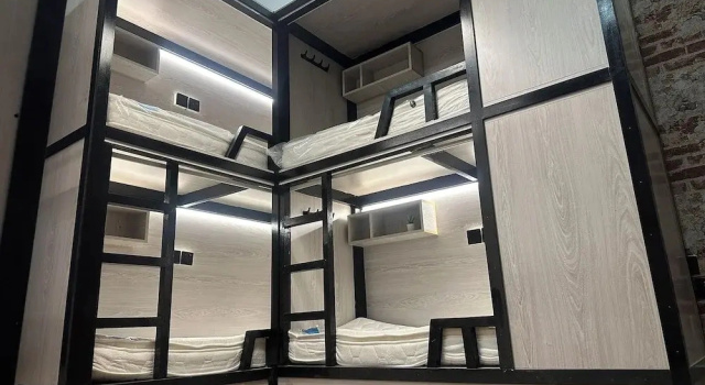 Capsule Bedspace in Downtown Dubai, Забронировать Хостел Хостелы Дубая, рядом с Дубайский международный финансовый центр, Хостел