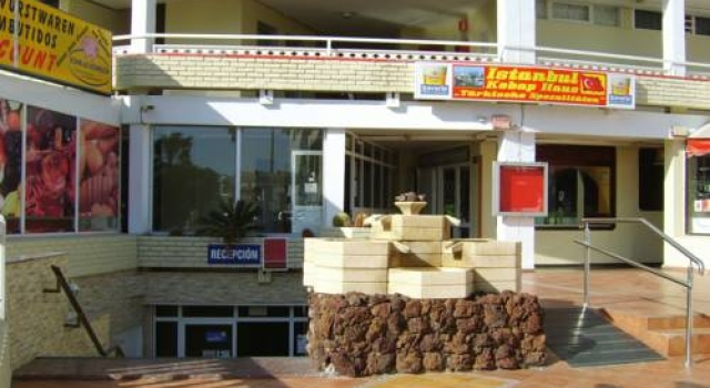 Teneguia, Забронировать Отель Отели Плайя дель Инглес с парковкой, рядом с Экуменический храм Эль-Сальвадор, Парковка