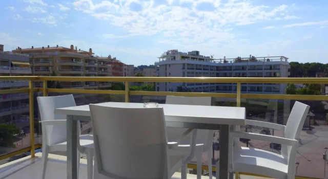 Апартаменты Superior с 2 комнатами Rentalmar Navarra family suites