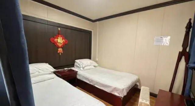 Номер Standard Mount Hua East Peak Hotel