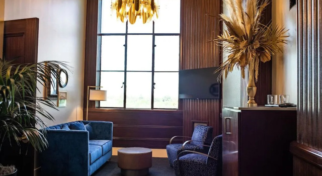 The Darling, Reserva ahora Hotel Visalia California