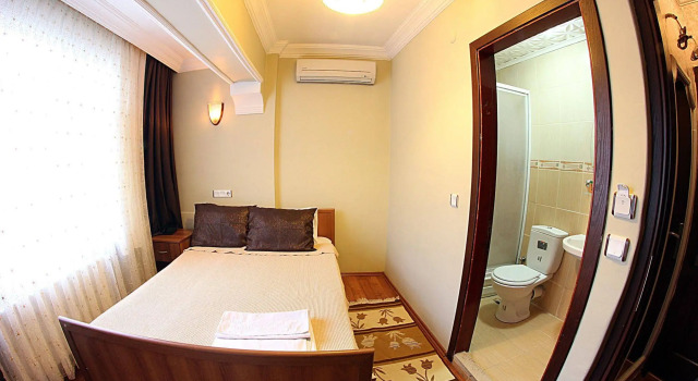 Paradise Hotel