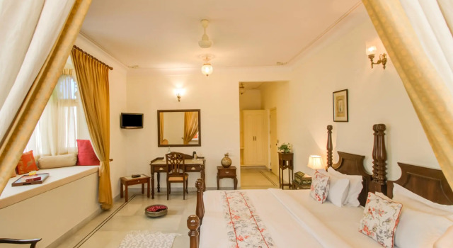 Люкс Royal Akshay Niwas Boutique Hotel By Amantra