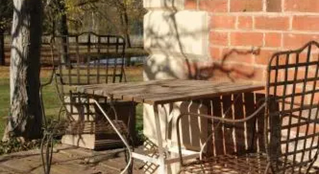 Saint Agnes Homestead, Book Hotel  