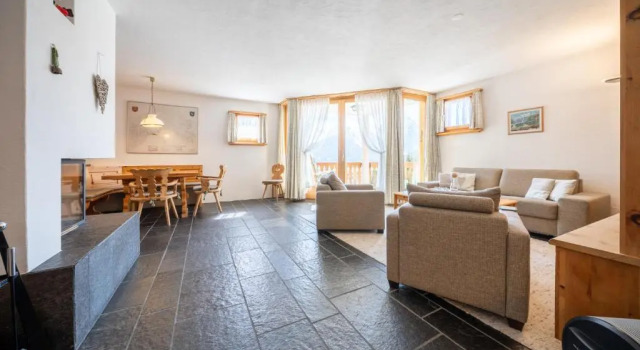 Chasa Munt Plan, Book Hotel Hotels in Grisons with Parking, Parking