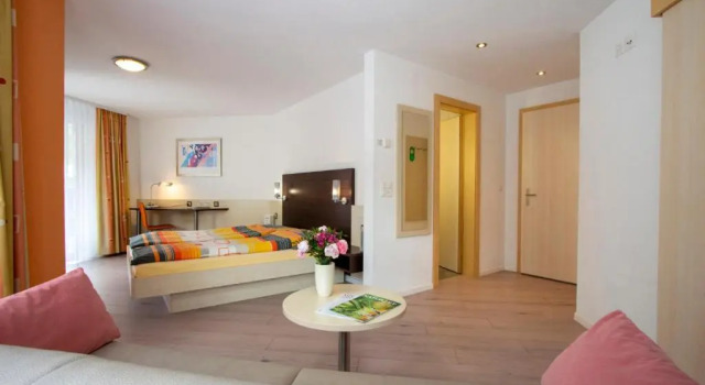 Семейный номер Standard Apparthotel Feehof Saas-Fee