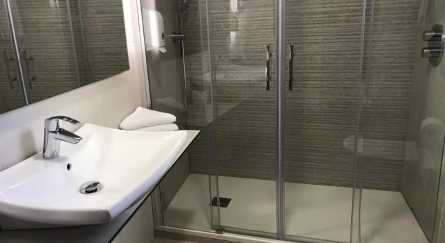 Двухместный номер Superior Hostal Abadia Madrid