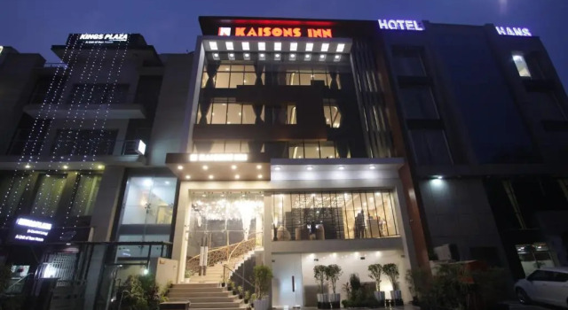 Трёхместный номер Luxury Kaisons Inn