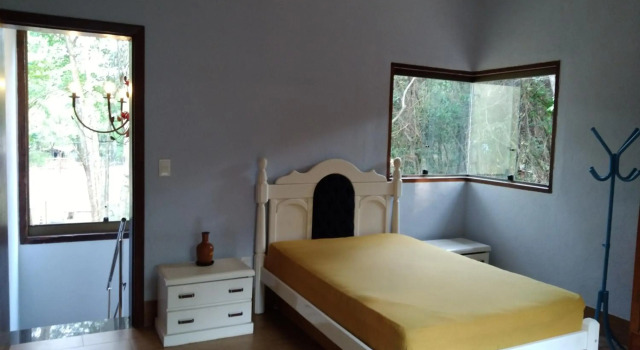 Casa aconchegante nas montanhas de Casa Branca, Забронировать Отель Каза-Бранка Минас-Жерайс