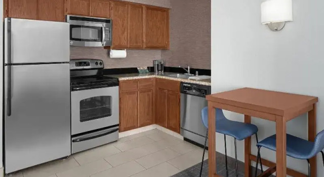 Четырёхместный люкс Residence Inn by Marriott San Diego Downtown