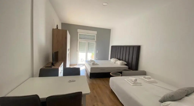 Студия Moon Rocks Hostel