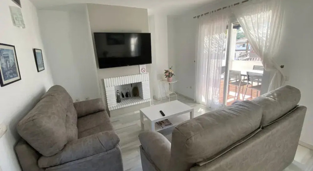 Duplex 3 Bedroom Top Floor F-3, Забронировать Дом для отпуска Коттеджи Марбелья, Коттедж