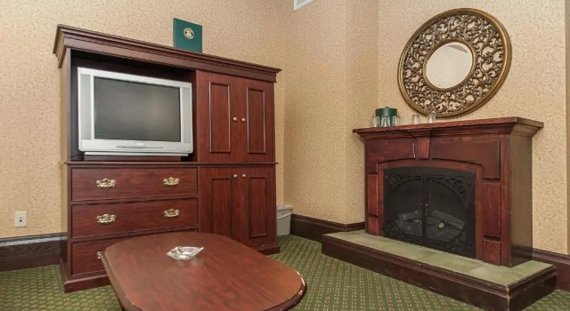 Номер Deluxe Rocksino by Hard Rock Deadwood