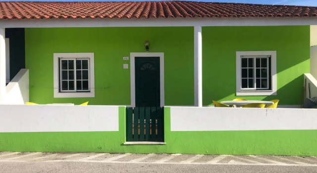Camping Villa Park Zambujeira do Mar, Забронировать Кемпинг Отели Замбужейра-ду-Мар с парковкой, рядом с Пляж Замбужейра-ду-Мар, Парковка