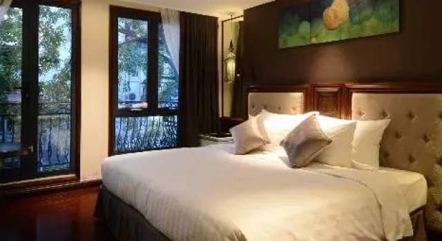 Двухместный номер Deluxe с балконом The Chi Boutique Hotel