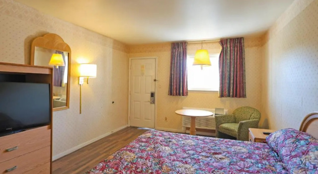 Номер Standard Hotel O Relax Inn Lewisburg near I-64
