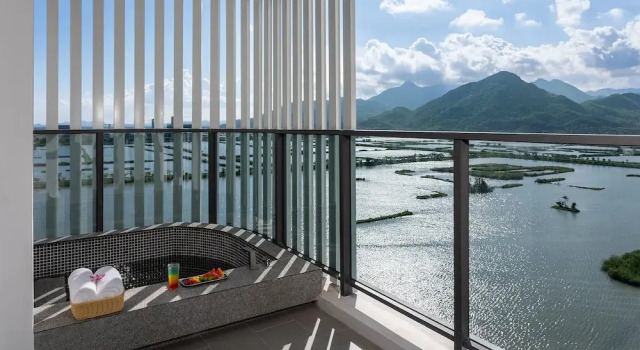 Люкс Holiday Inn Express Jiangmen Yinhu Bay by IHG