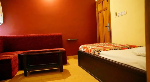Vrindavan Suites Guruvayur, Забронировать Отель Недорогие отели штата Кералы, недорого