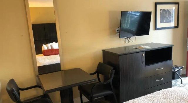 Четырёхместный номер Standard San Marco Inn East - Jacksonville