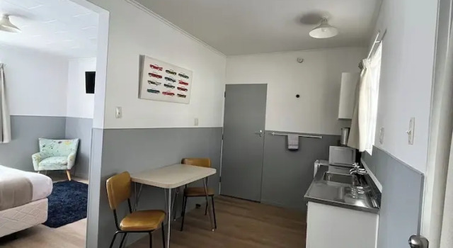 Студия Bings Motel