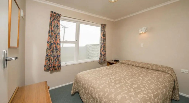 Семейный люкс с 2 комнатами Amber Court Motel
