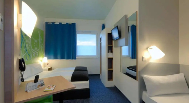 Трёхместный номер Standard B&B Hotel Paderborn