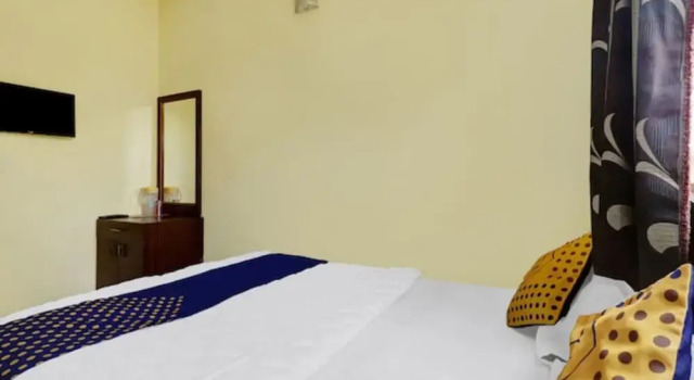 Одноместный номер Deluxe Goroomgo Subha Residency Banglore