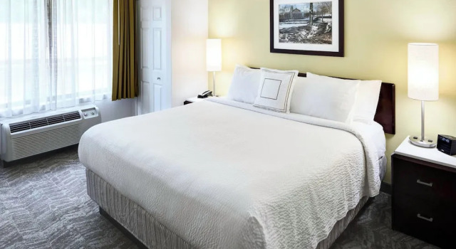 Двухместный номер Standard SpringHill Suites Milford
