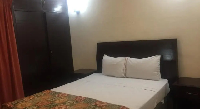 Camera Economy Hotel Vao